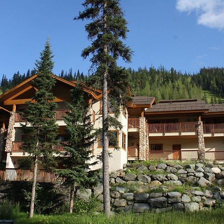 The Pinnacle Lodge Sun Peaks Zewnętrze zdjęcie